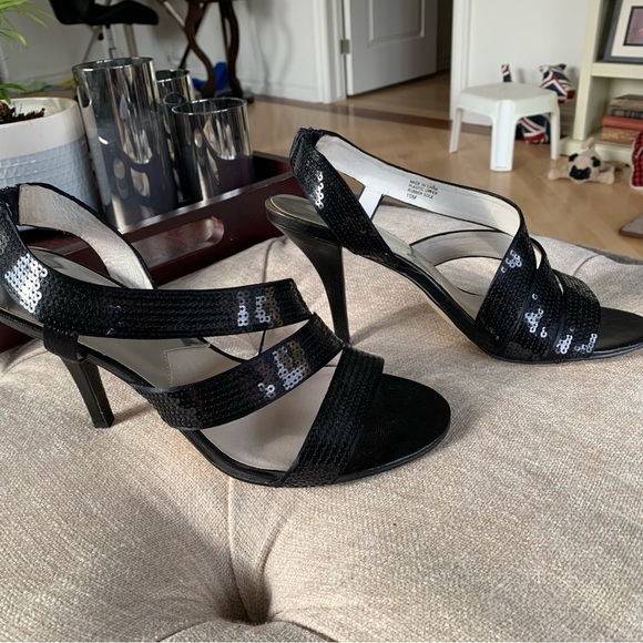 Michael Kors Holiday Heels US10 - Picture 2 of 8